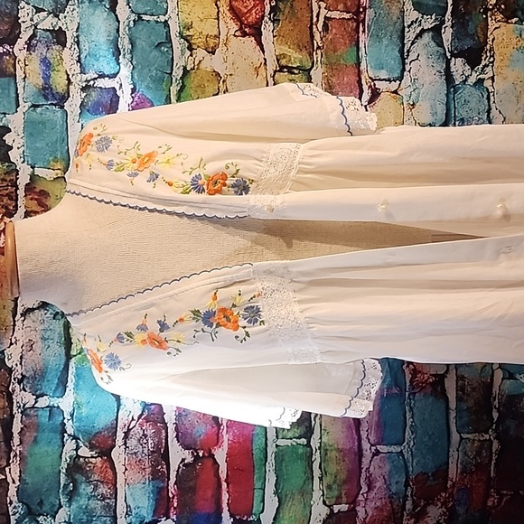 Vintage Floral Embroidery Prairie Dress with Lace AS IS - Picture 12 of 15